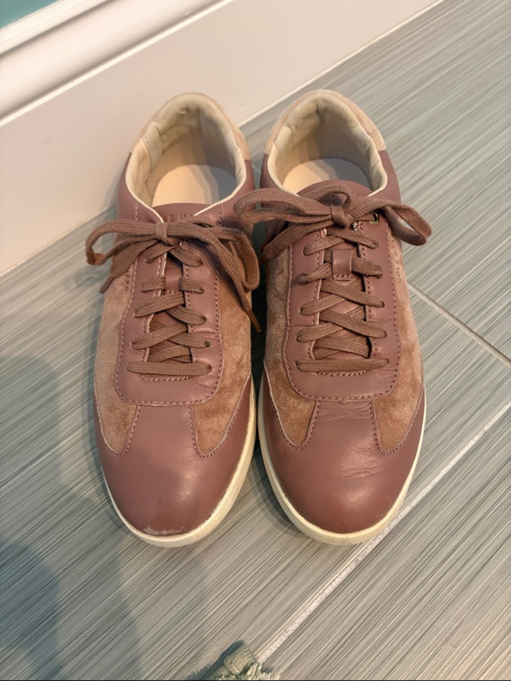Women's Athletic Lace-Up Sneakers in Mauve Taupe